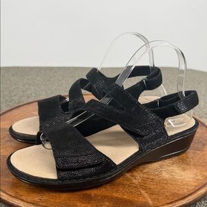 Aravon Sandals Wm 10 B Cambridge 3 Strap Black Leather Comfort